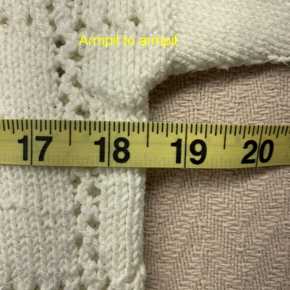 Unique! Handmade Crochet Short Sleeve Shirt Size Small - Picture 5 of 7